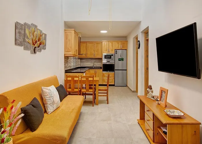 Arinaga Home